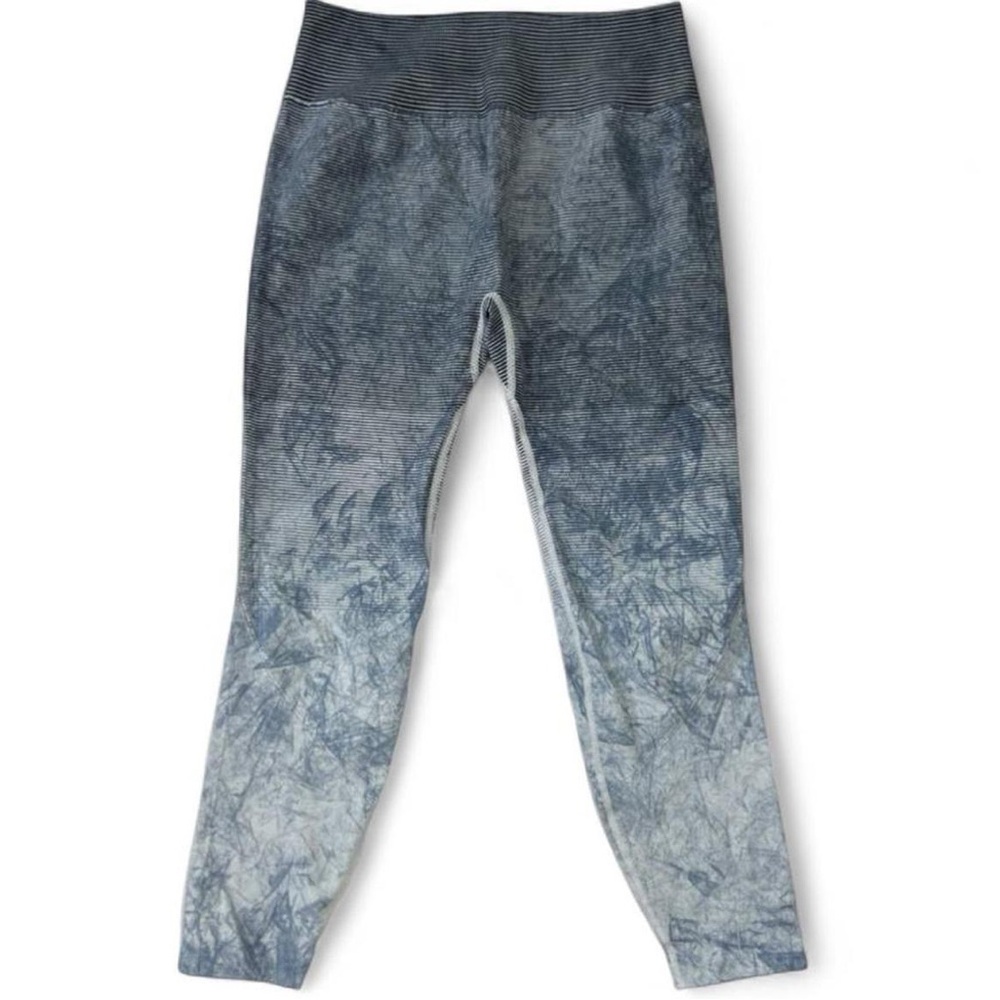 Lululemon Ebb To Train Women’s Leggings Marbled Size 6 Yoga Pilates Workout